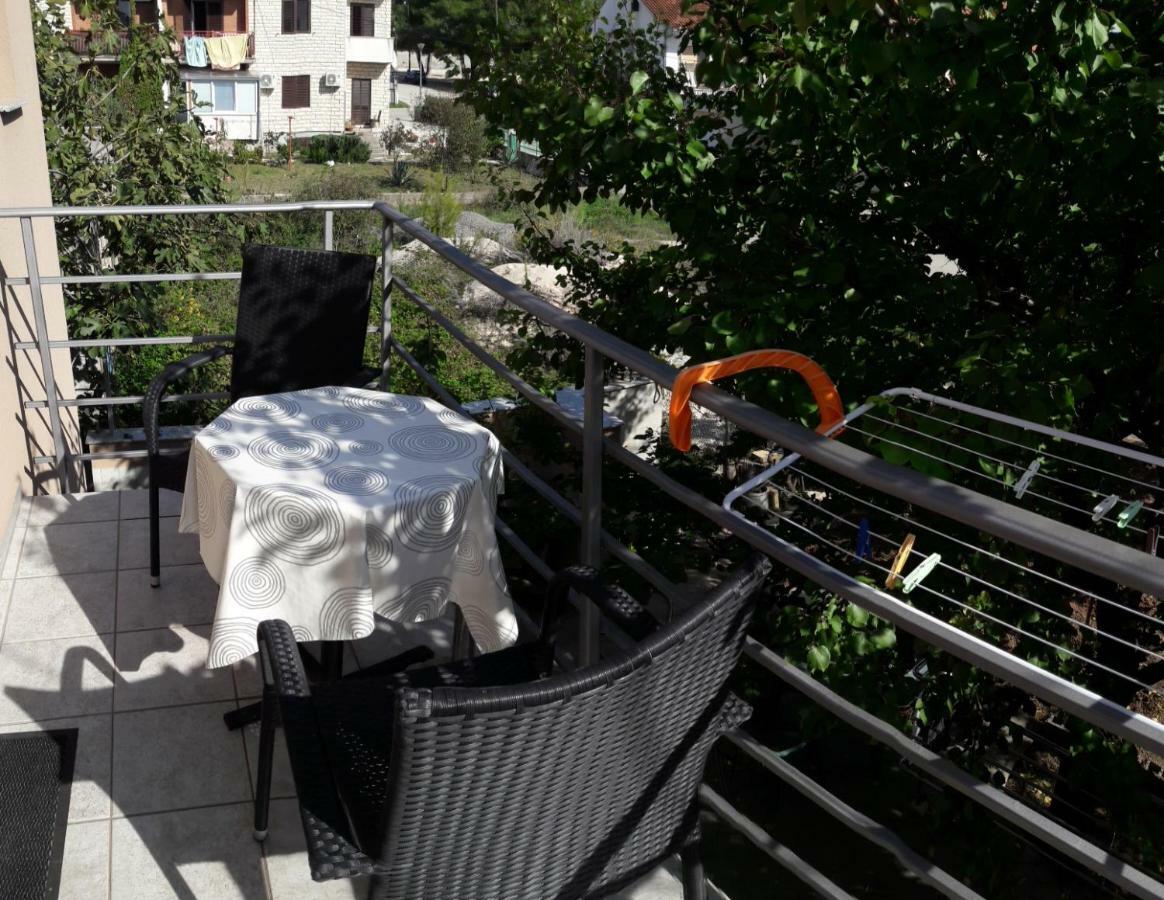Apartman Veronika Zara Esterno foto